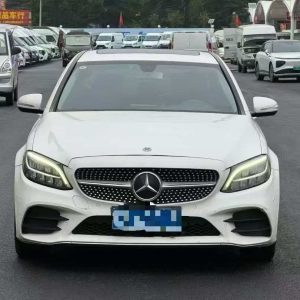 Imposing front grille of the 2020 Mercedes C200L, a status symbol for business leaders in Nigeria and Kenya.